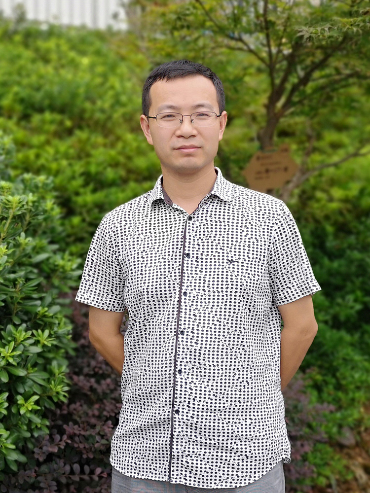 龚正波