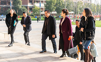 海亮在世界｜“栽下梧桐树，引得凤凰来”柬埔寨首相顾问索卡亚到访海亮教育园