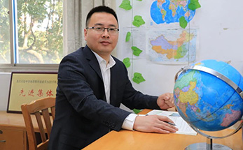 海亮名师 | 从普通教师到入选“浙派名师名校长培养工程”需要几步？来听听前辈的建议