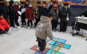 宁海县海亮学校小学部低年级段开展期末“乐考”活动