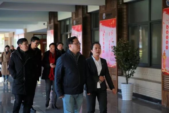 海亮教育学习贯彻十九大精神