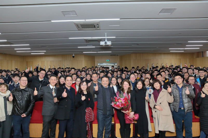 牛津大学为何频频造访海亮 这所学校到底有何魔力？